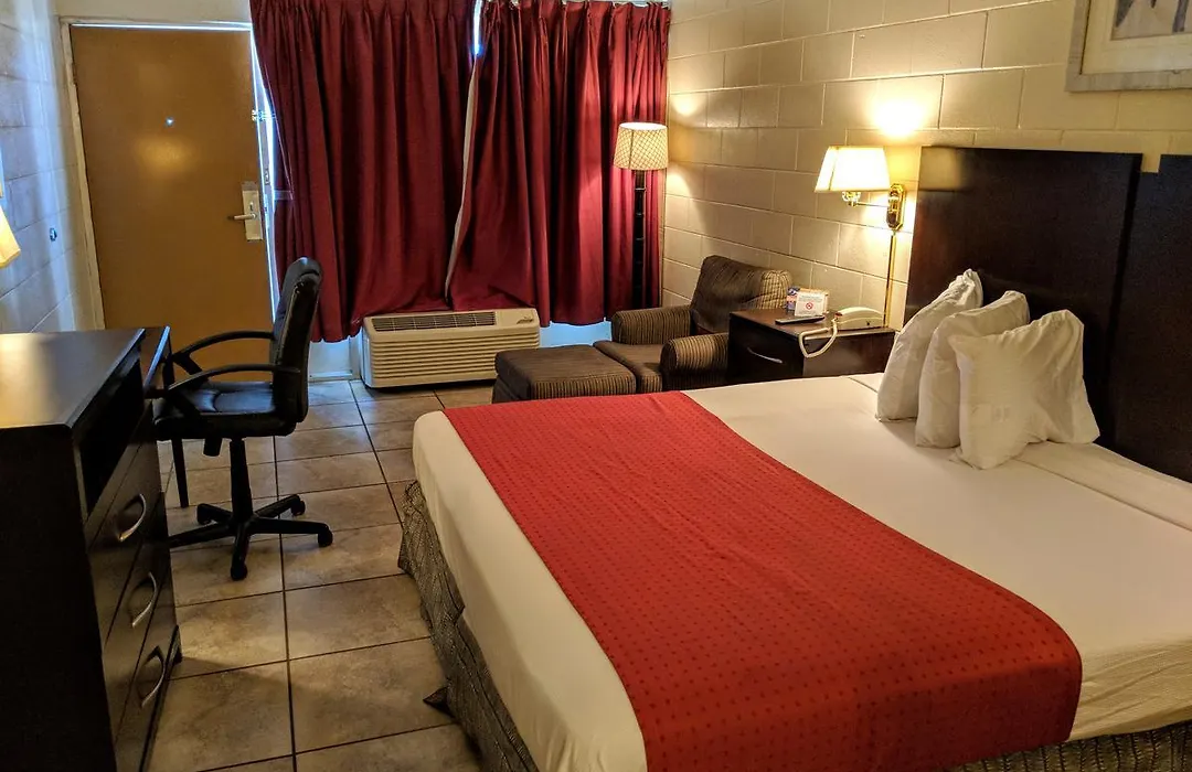 American Quality Lodge-1