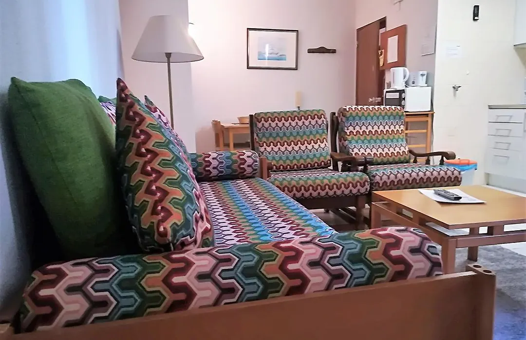 Apartamentos Turisticos Lindomar-1