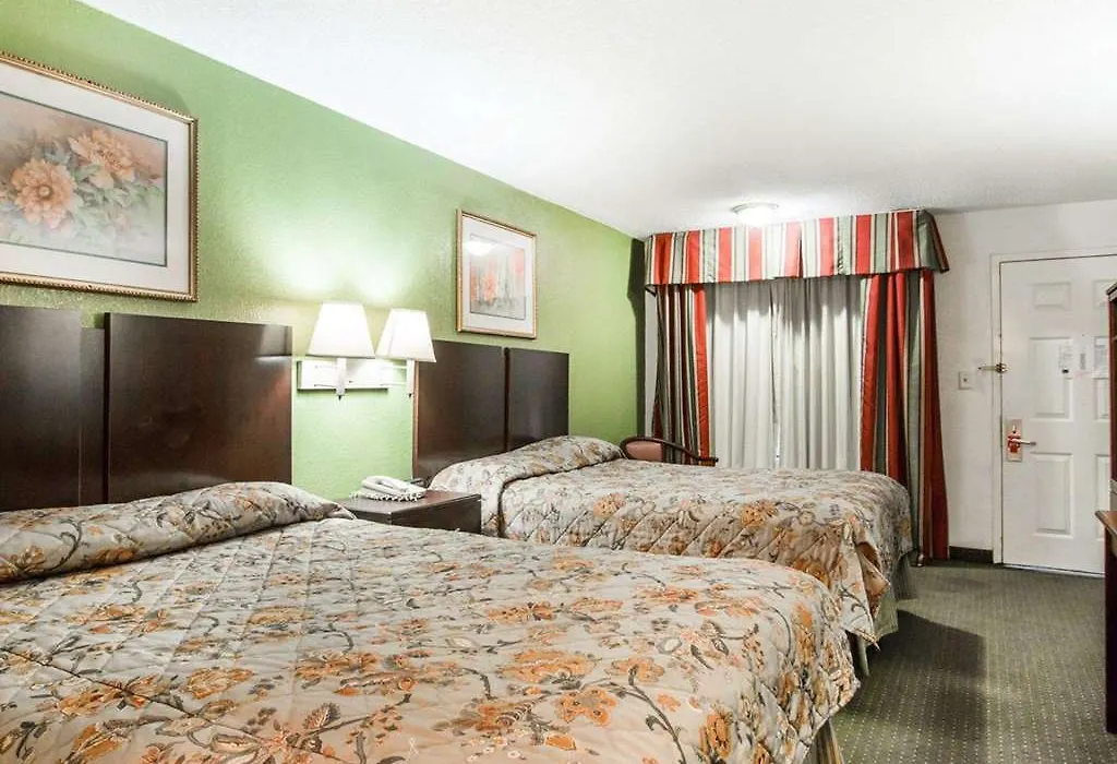 Econo Lodge Beaufort-1