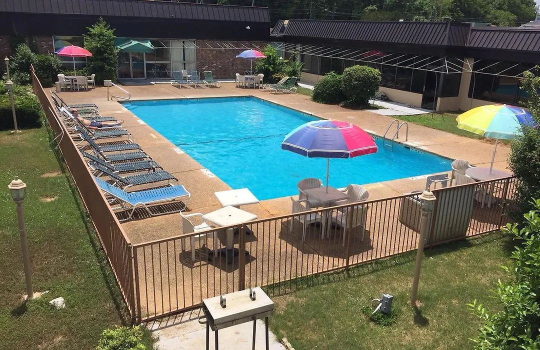 Columbus Inn & Suites-1