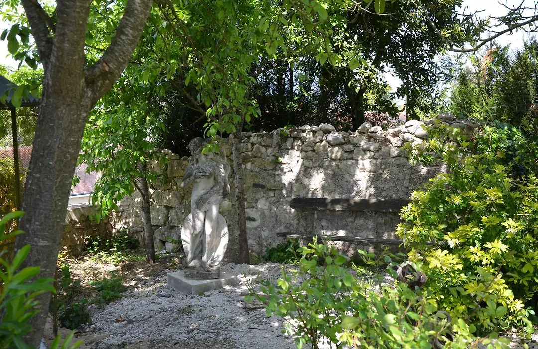 Le Clos Mademoiselle-1