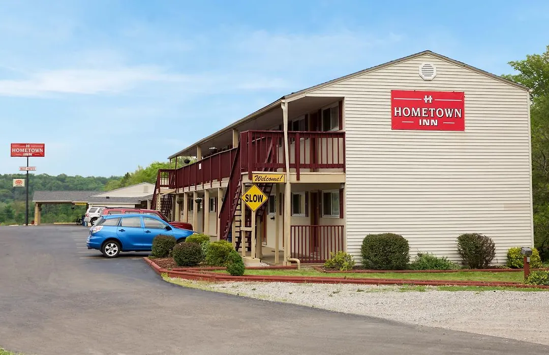 Hometown Inn-1