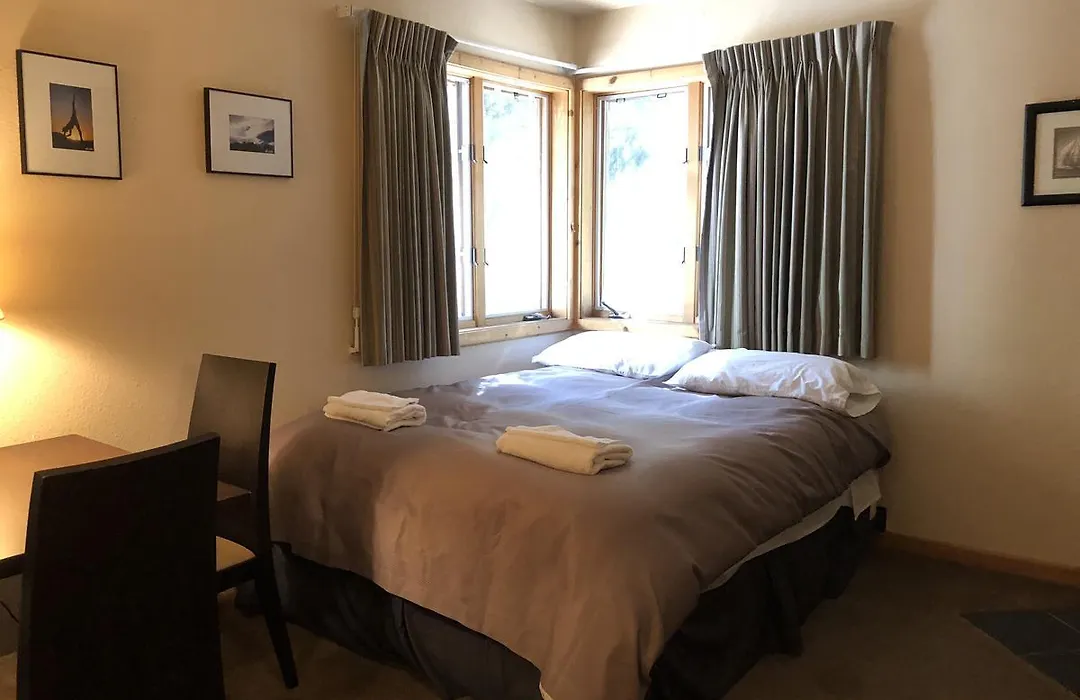 Bald Mountain Inn-1
