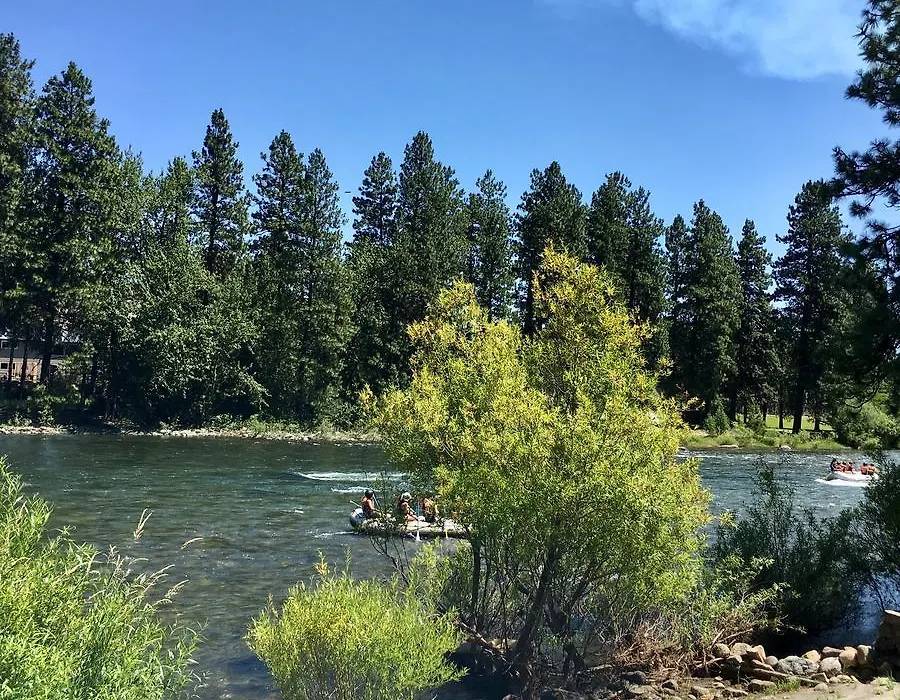 River'S Edge Lodge-1