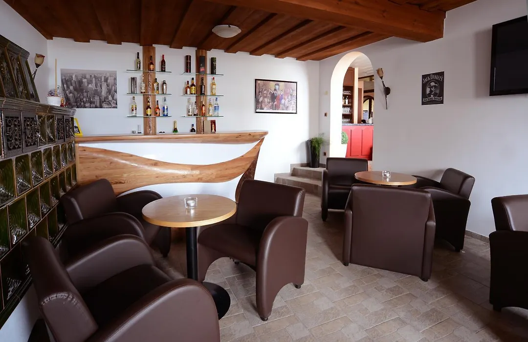 Hotel Restaurant Jägerhof-1