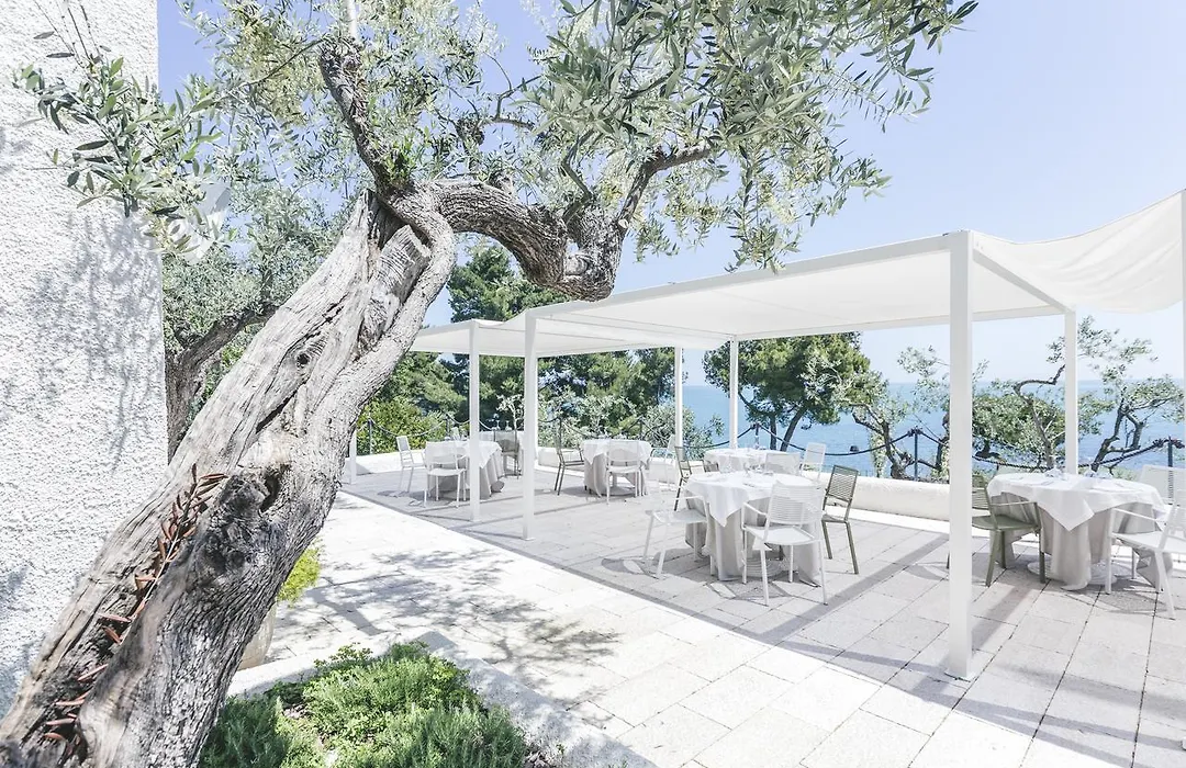 Villa Vignola Hotel-1
