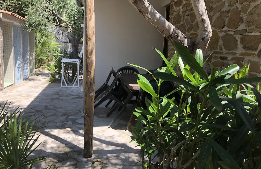 Villaggio Silvia-1