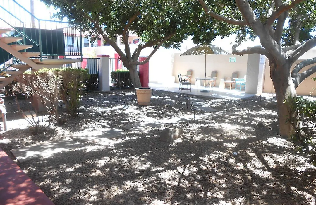 Ramada By Wyndham Mesa Downtown-1