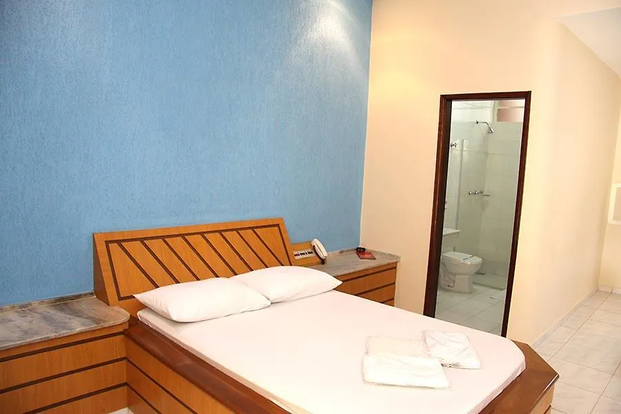 Motel Passport-1