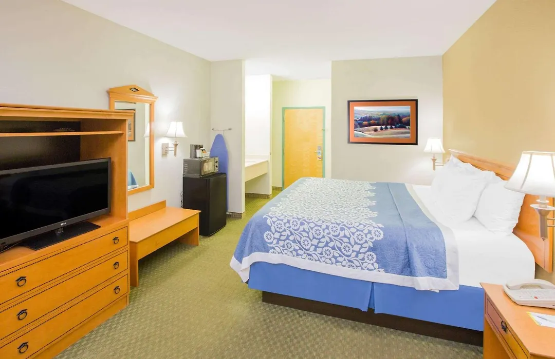 Days Inn By Wyndham Hattiesburg Ms-1