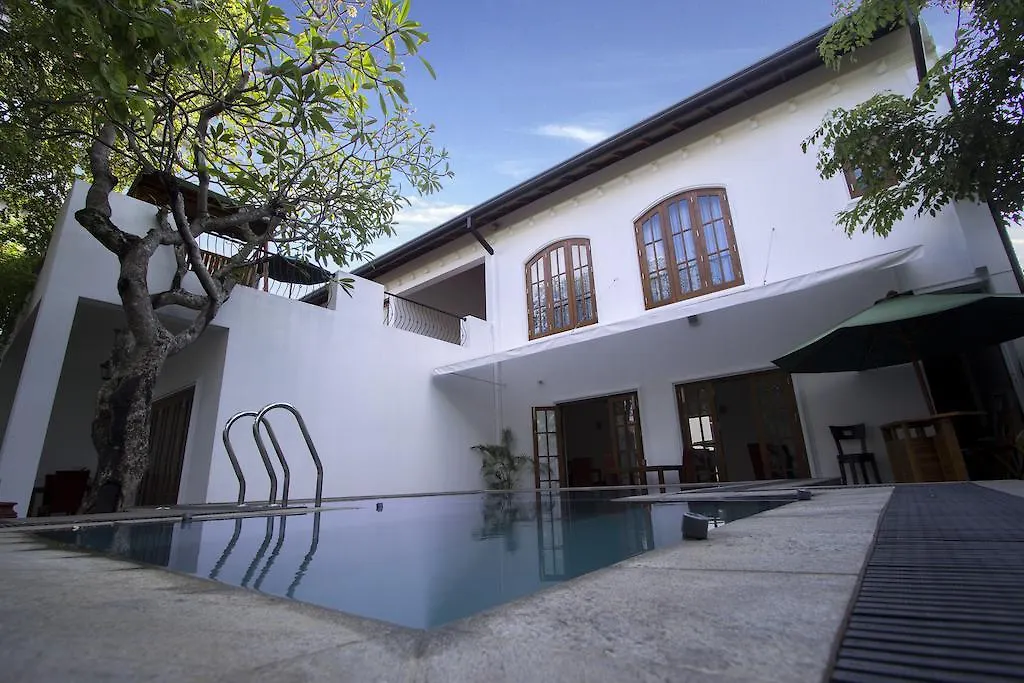 Ellen'S Place-1
