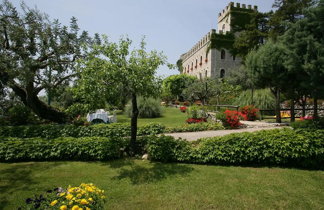 Hotel Castello Miramare-1
