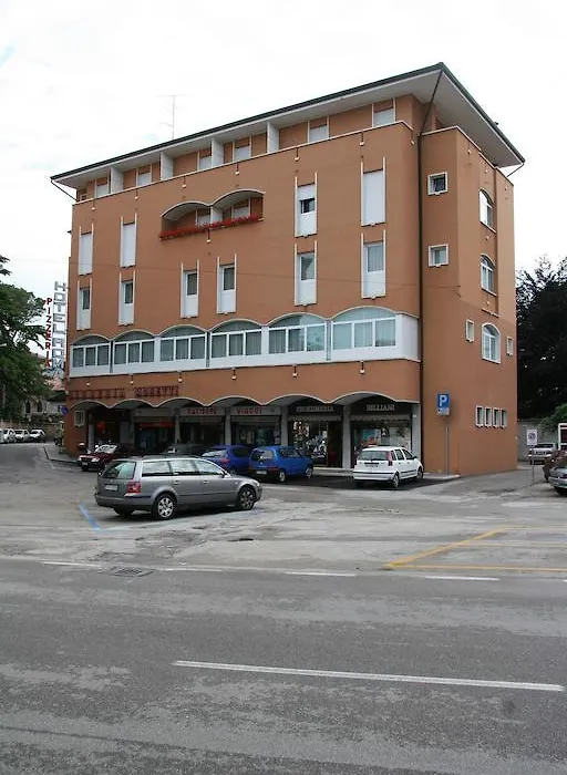 Hotel Roma-1