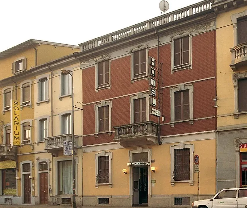 Hotel Mazzini-1