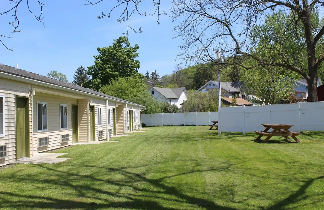 Canyon Motel-1