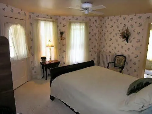 Ligonier Country Inn-1