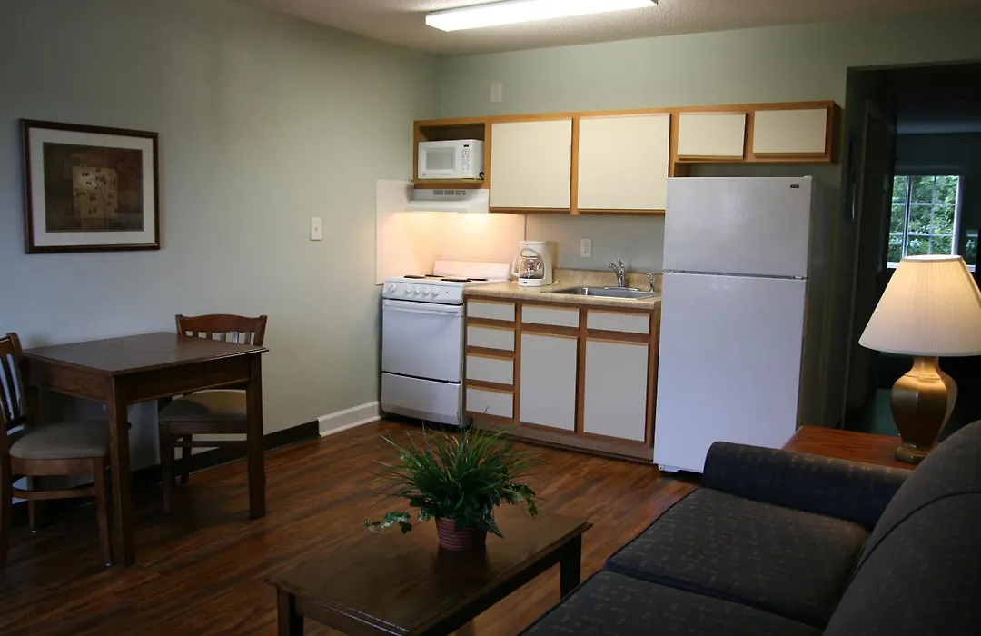Affordable Suites Jacksonville-1