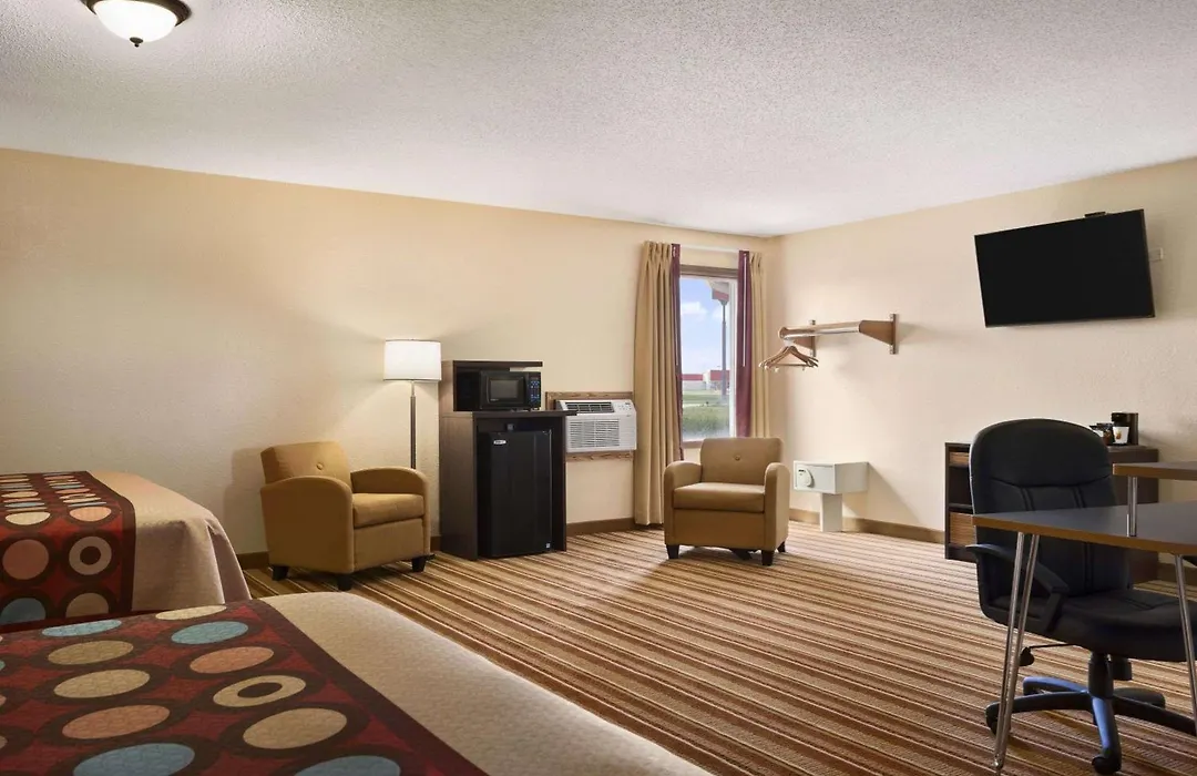 Super 8 By Wyndham Mattoon-1
