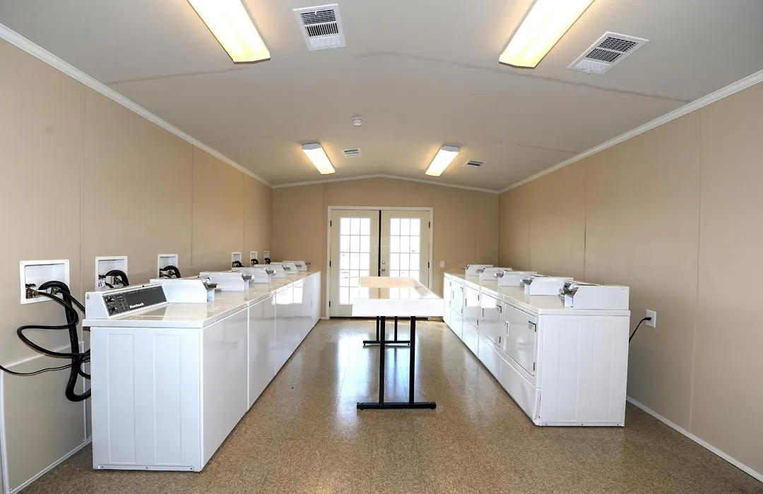 Instalodge Hotel And Suites Karnes City-1