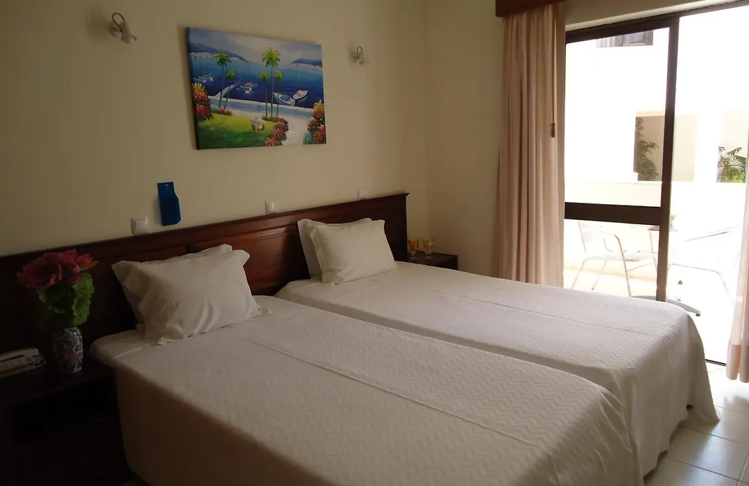 Boutique Hotel Marina S. Roque-1