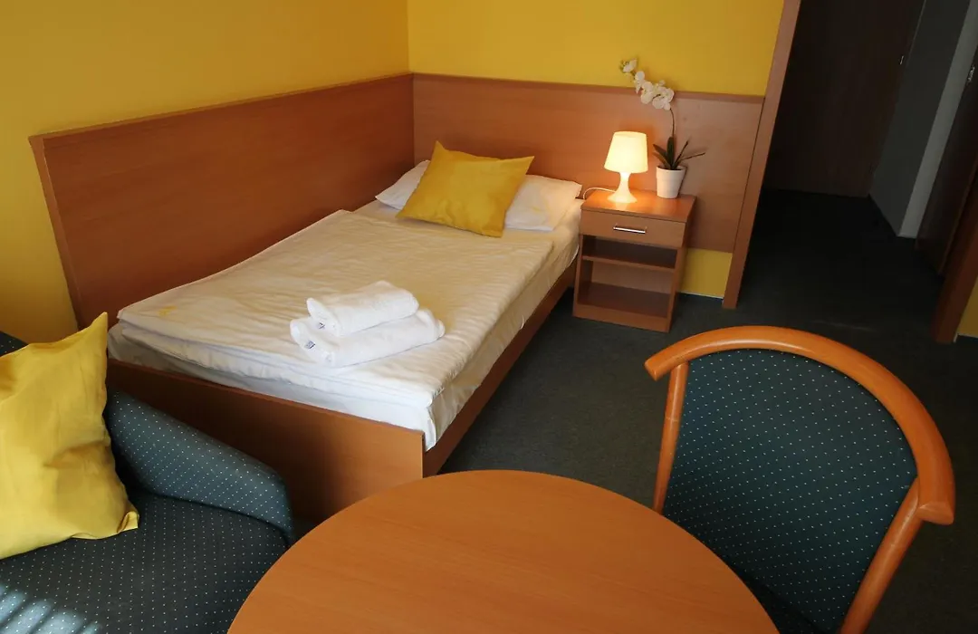 Hotel Meritum-1