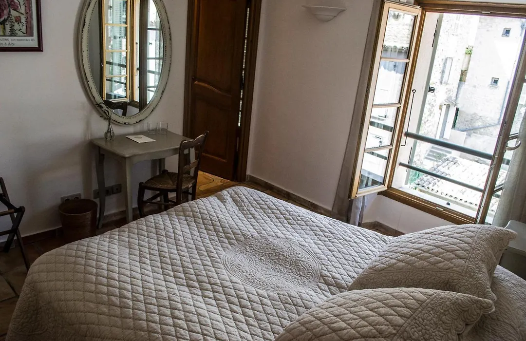 Auberge De Tourrettes-1
