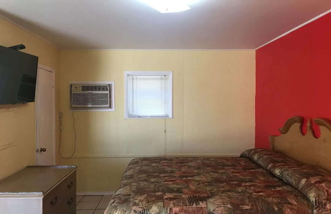Shelton Motel-1