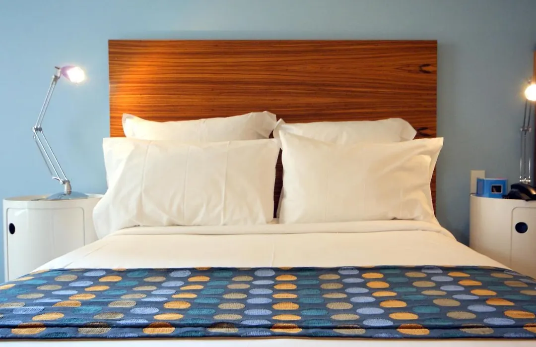 Cambridge Hotel Sydney-1