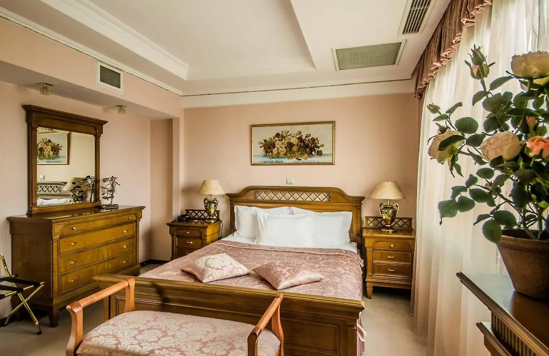 Hotel Minsk-1