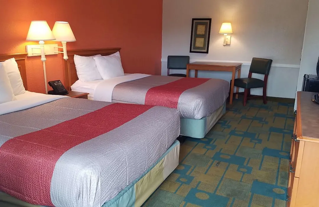 Motel 6 Nacogdoches-1