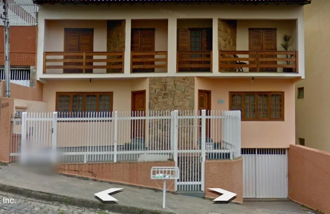Confortavel Casa De Madeira-1