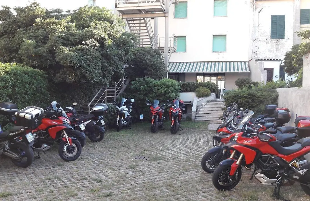Hotel Manzi-1