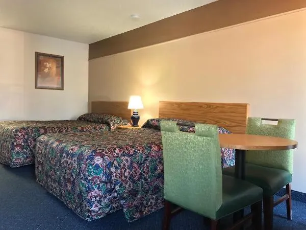 American Motel-1