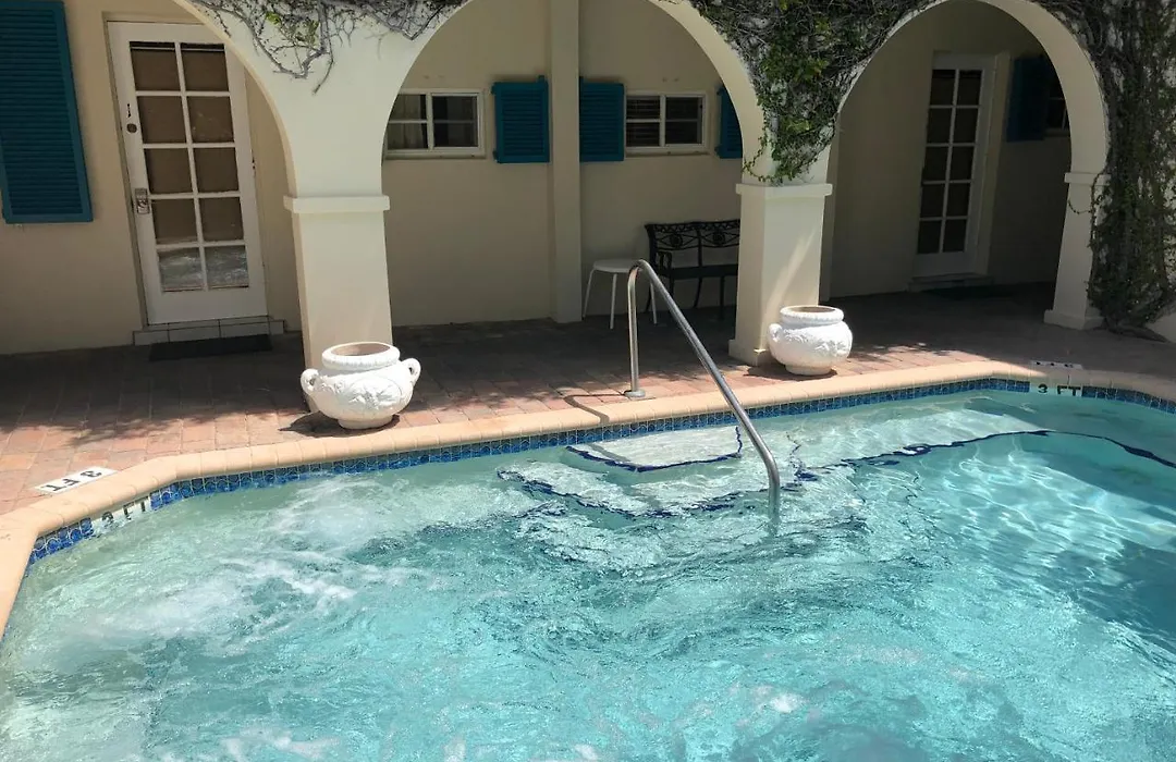 Courtyard Villa Hotel-1