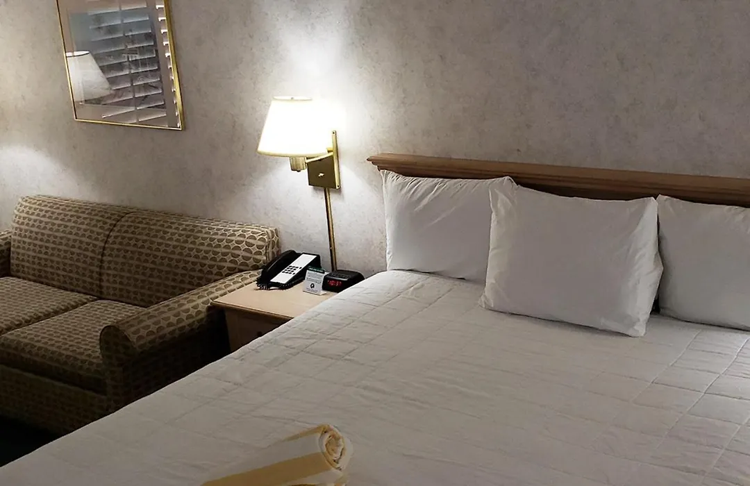 Ivy Palm Resort And Spa-1