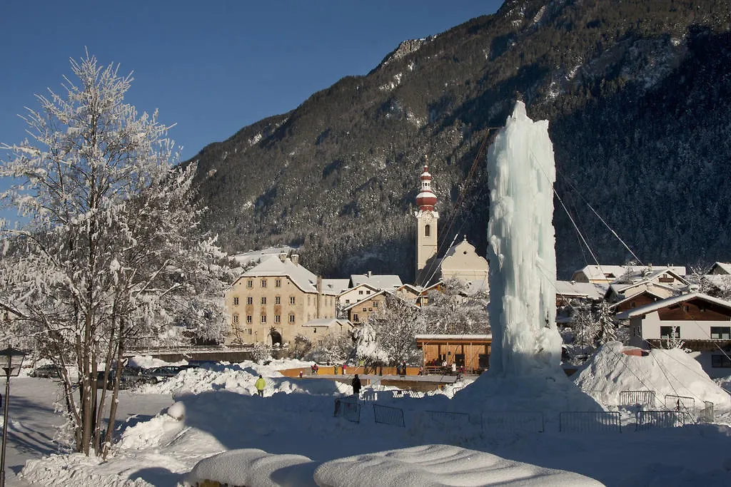Hotel Edelweiss-1