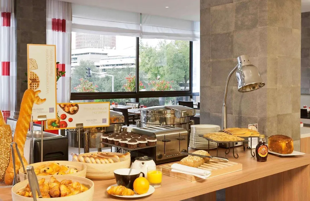 Novotel Lyon Centre Part-Dieu-1
