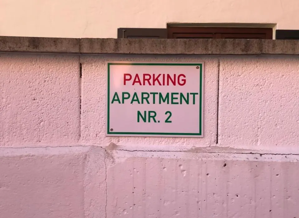 Stadt Apartment-1