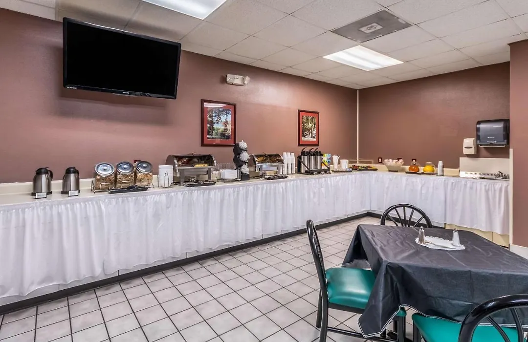 Econo Lodge Beckley-1