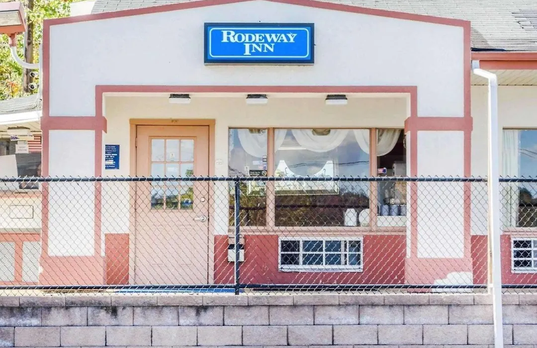 Rodeway Inn Harrisburg-1