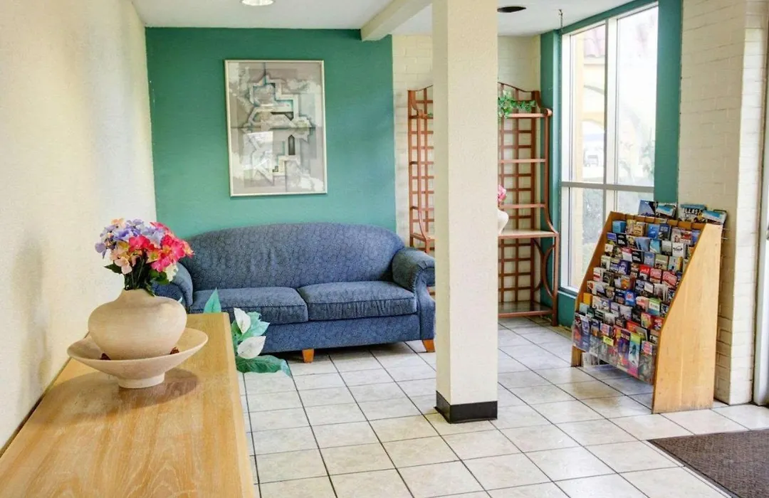 University Inn-1
