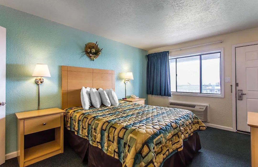 Rodeway Inn & Suites Nags Head-1