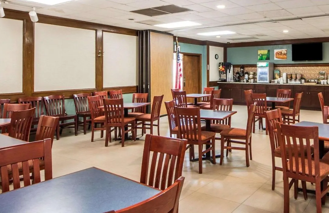 Quality Inn Ponca City Route 77-1