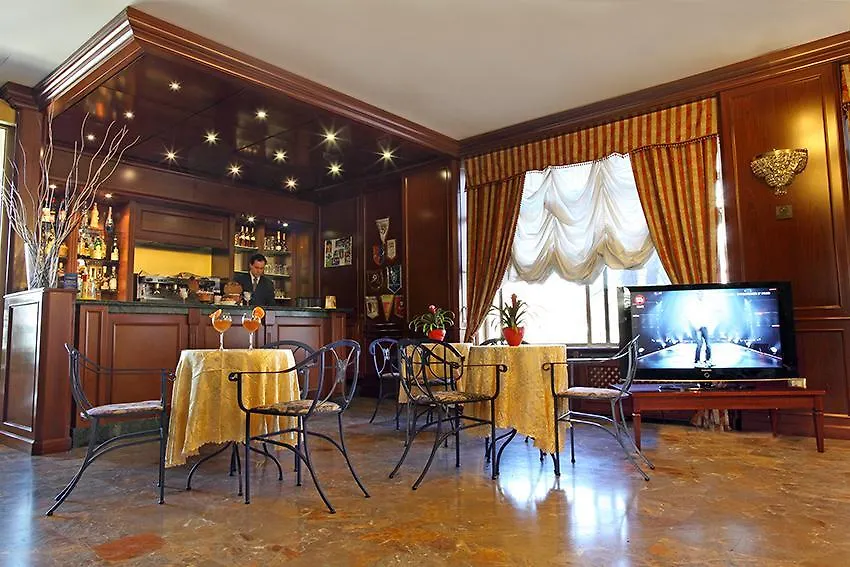City Hotel Caserta-1