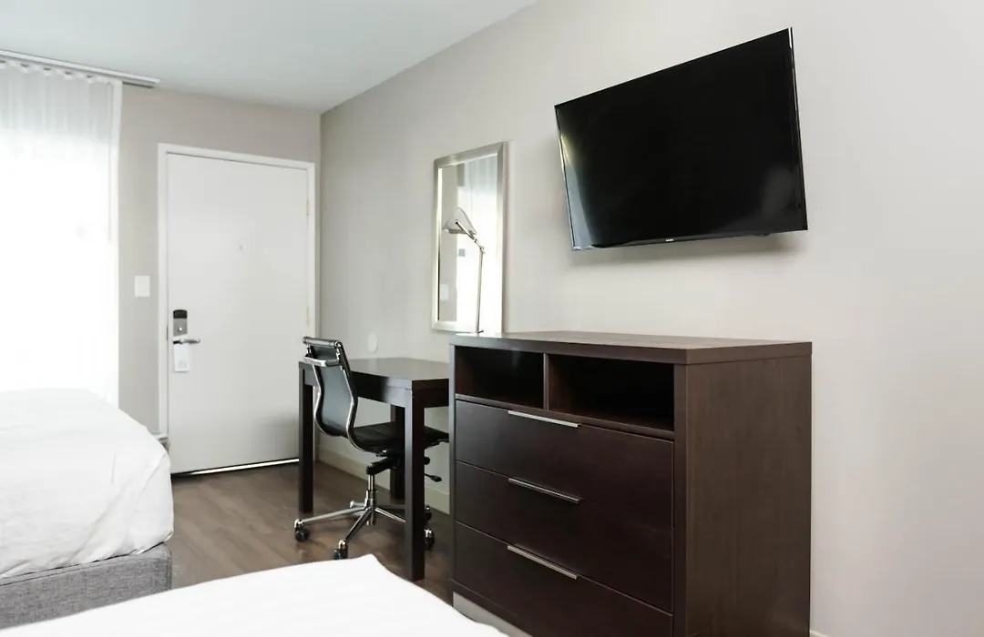 Vagabond Inn Oxnard-1