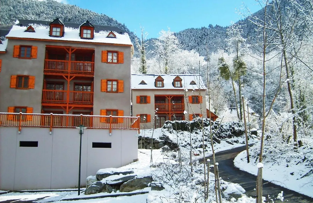 Résidence Néméa Les Chalets d'Estive-1