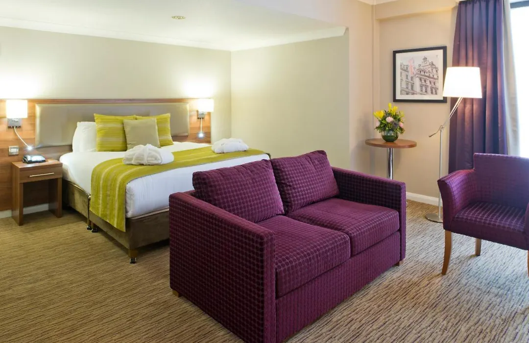 Clarion Croydon Park Hotel-1