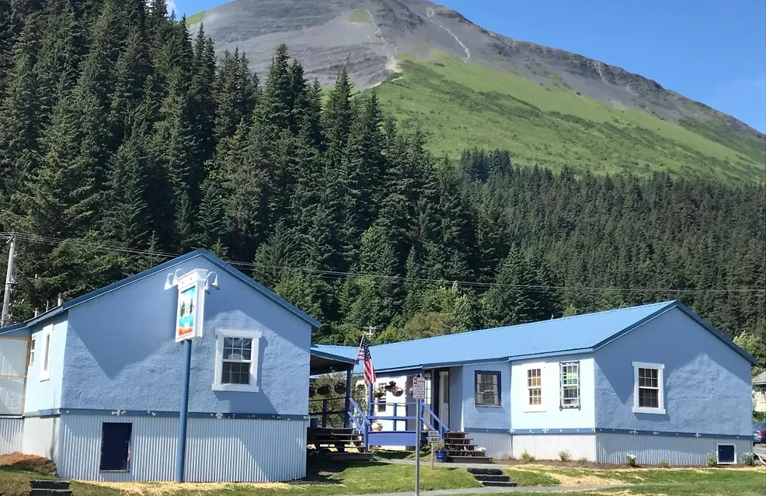 The Tides Inn-1