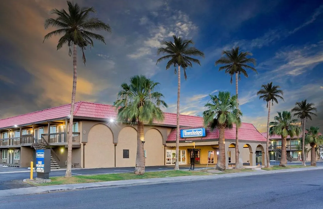 Travelodge By Wyndham El Centro-1