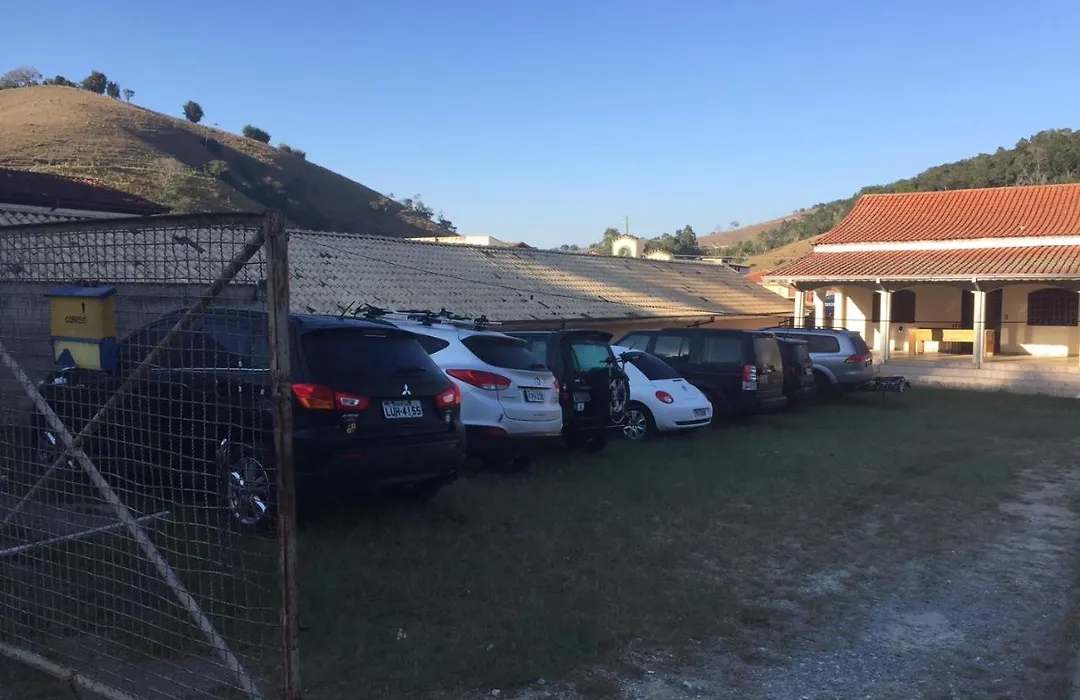 Pousada Villa Parahytinga-1